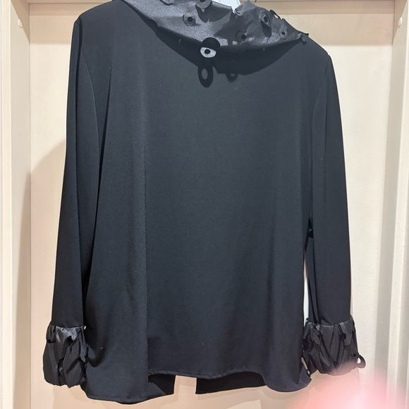 SALE! Women’s Black Ruffled 3-Piece Skirt Suit with Cut-Out SilkTrim - Picture 2 of 9